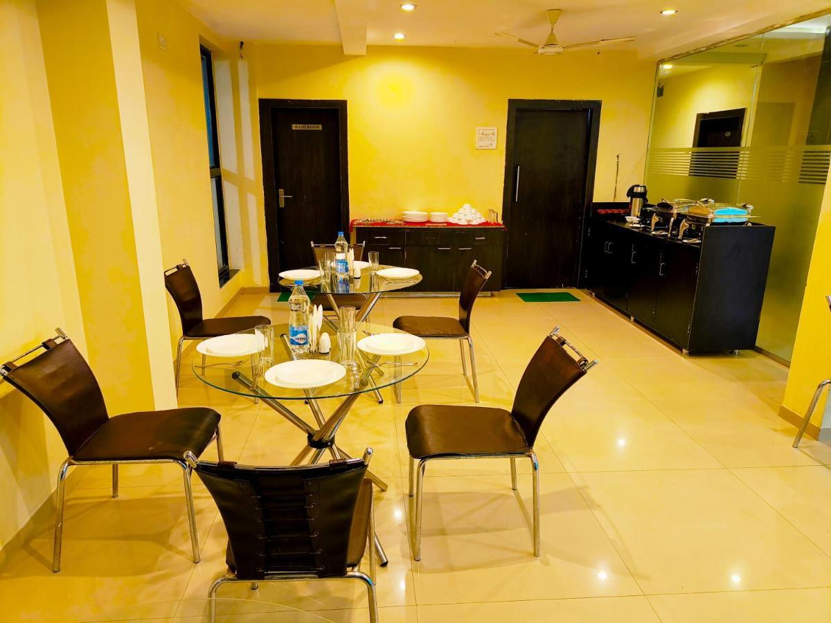 Sai Srushti By Neem Square Hotel Ширди Екстериор снимка